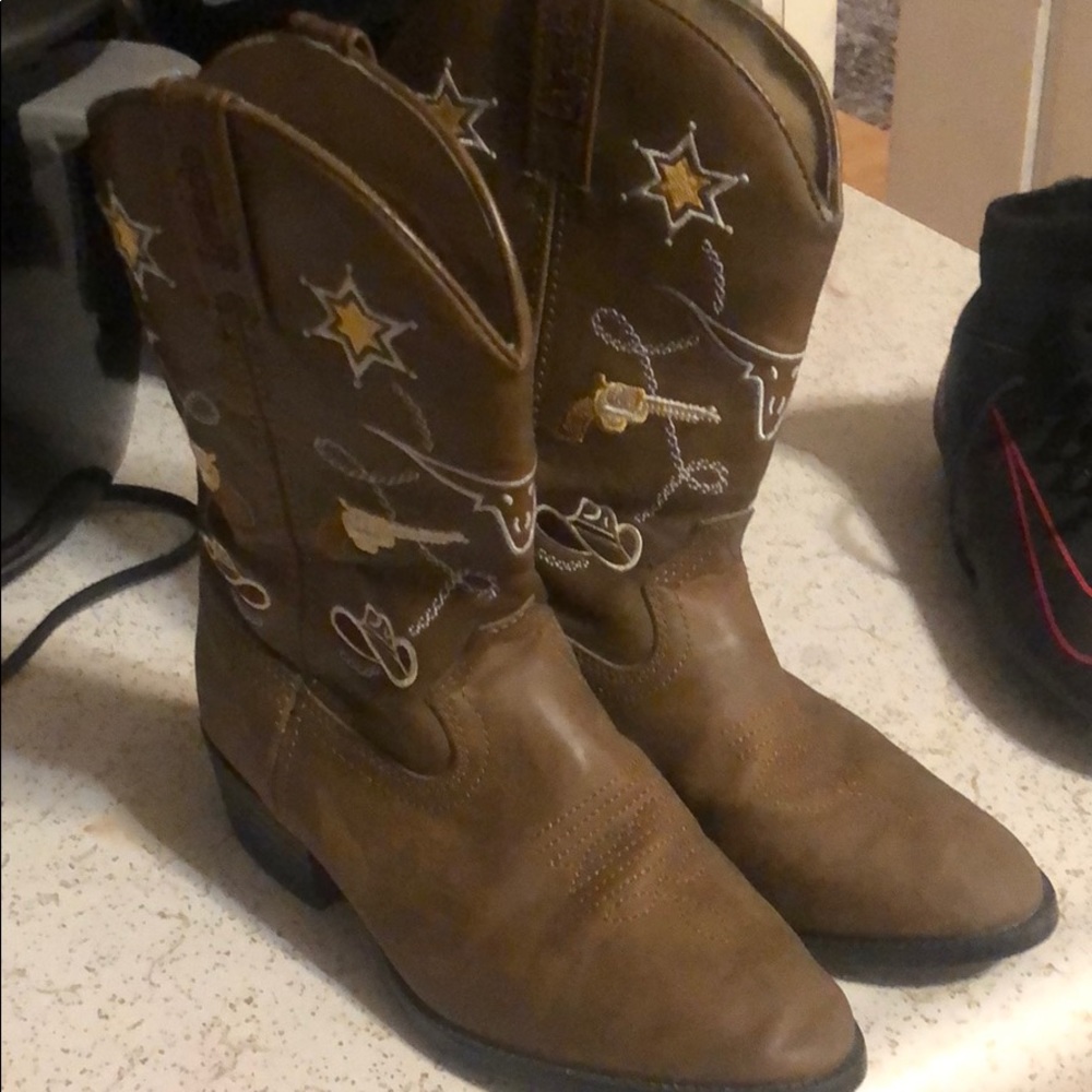 once worn boy boots